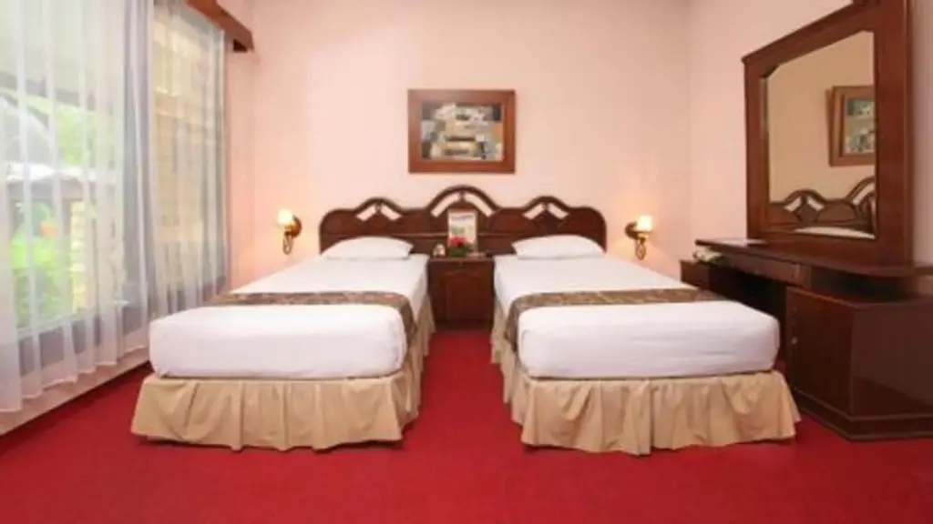 Сореанг: Sindang Reret Hotel and Resto Ciwidey