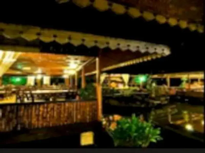 Сореанг: Sindang Reret Hotel and Resto Ciwidey