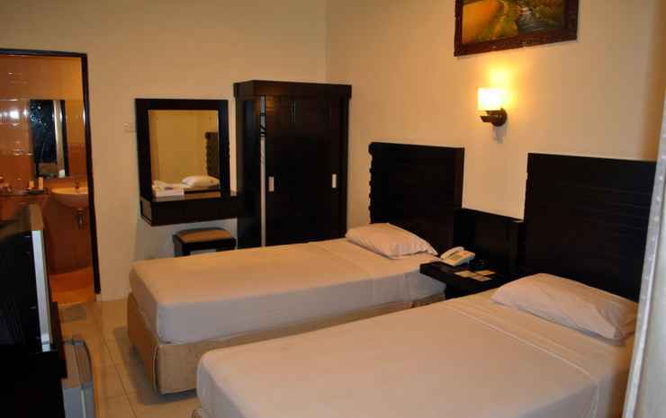 Энде: Grand Wisata Hotel