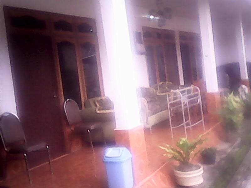 Энде: Maria Inn and Resto
