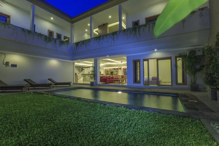 Кута: Villa Arta