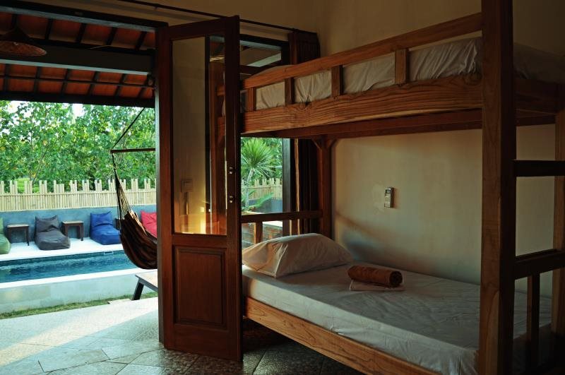 Чангу: Lay Day Surf Hostel