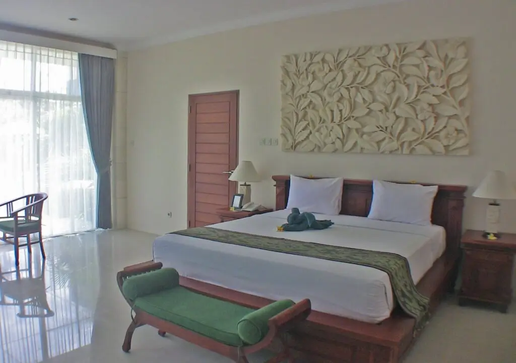 Кетевел: Villa Beachside