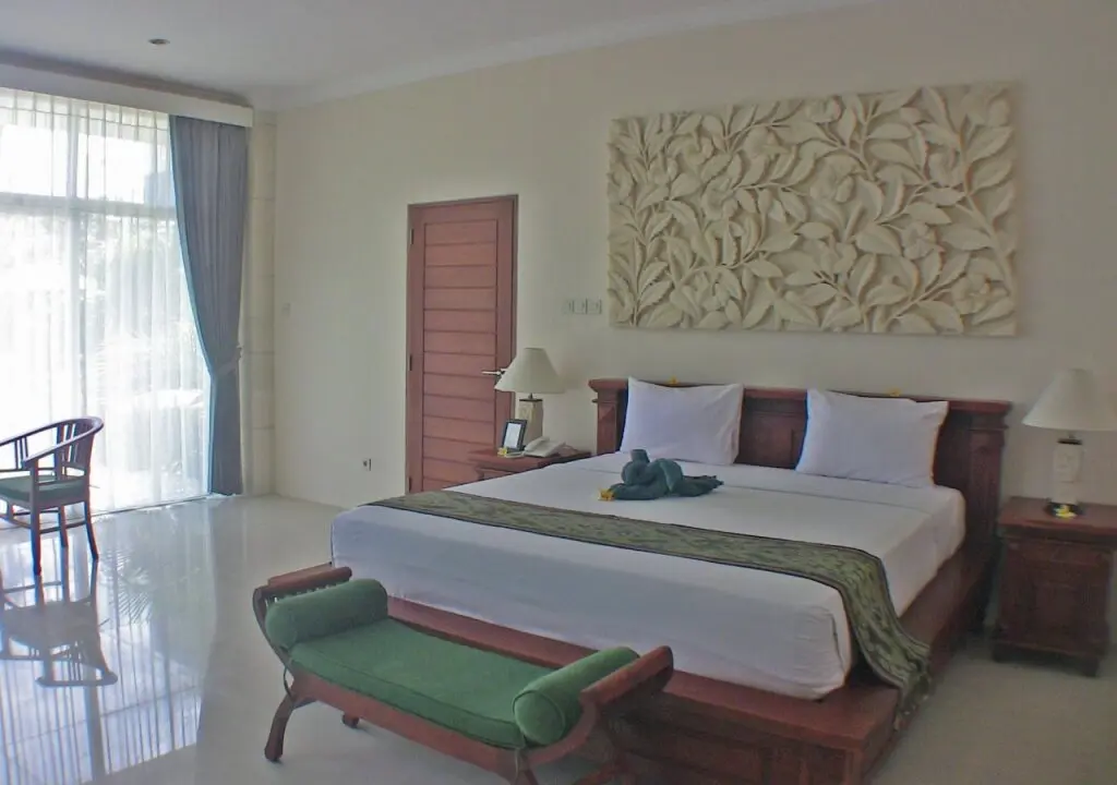 Кетевел: Villa Beachside