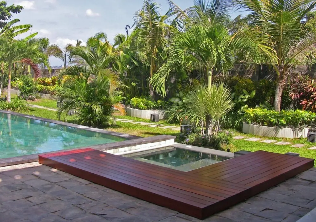 Кетевел: Villa Beachside