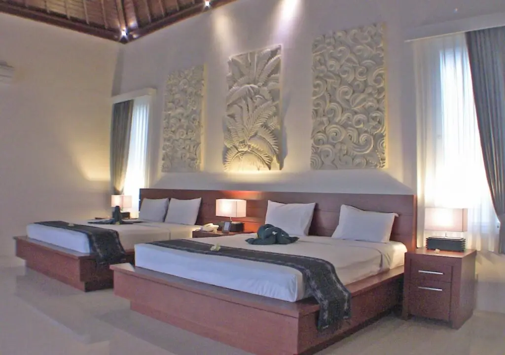 Кетевел: Villa Beachside