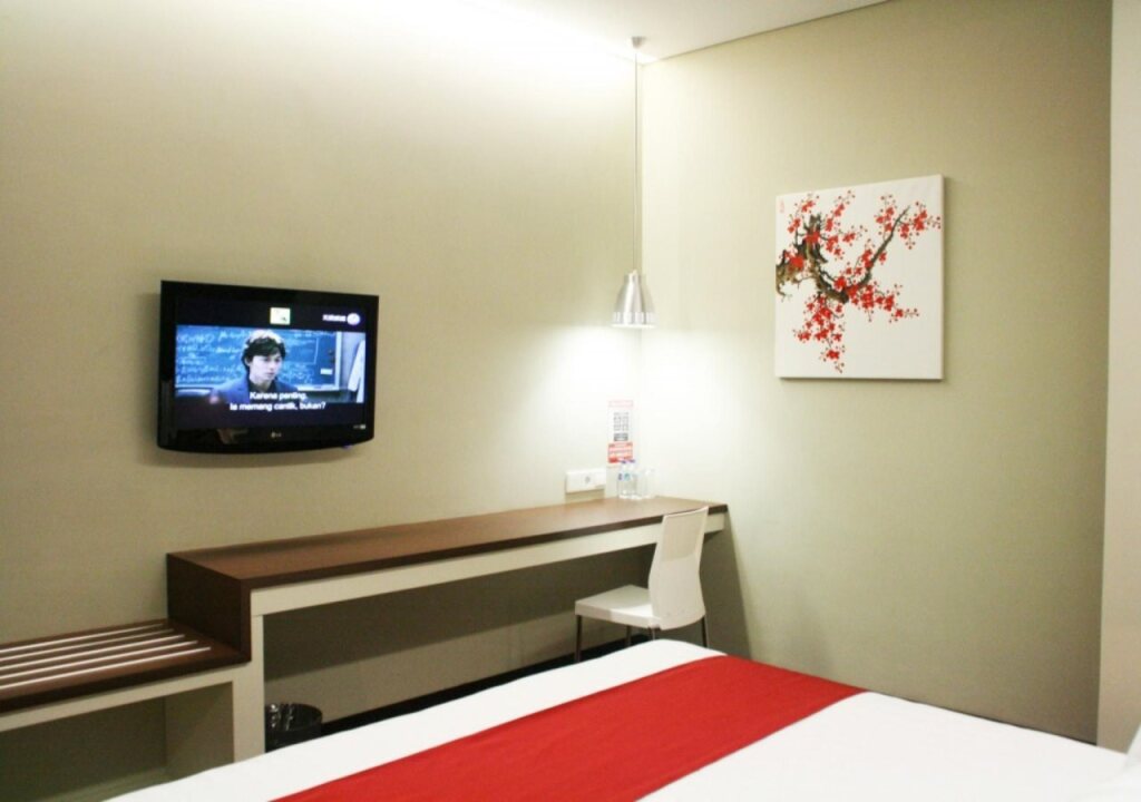 Сурабая: Citihub Hotel @ Tunjungan