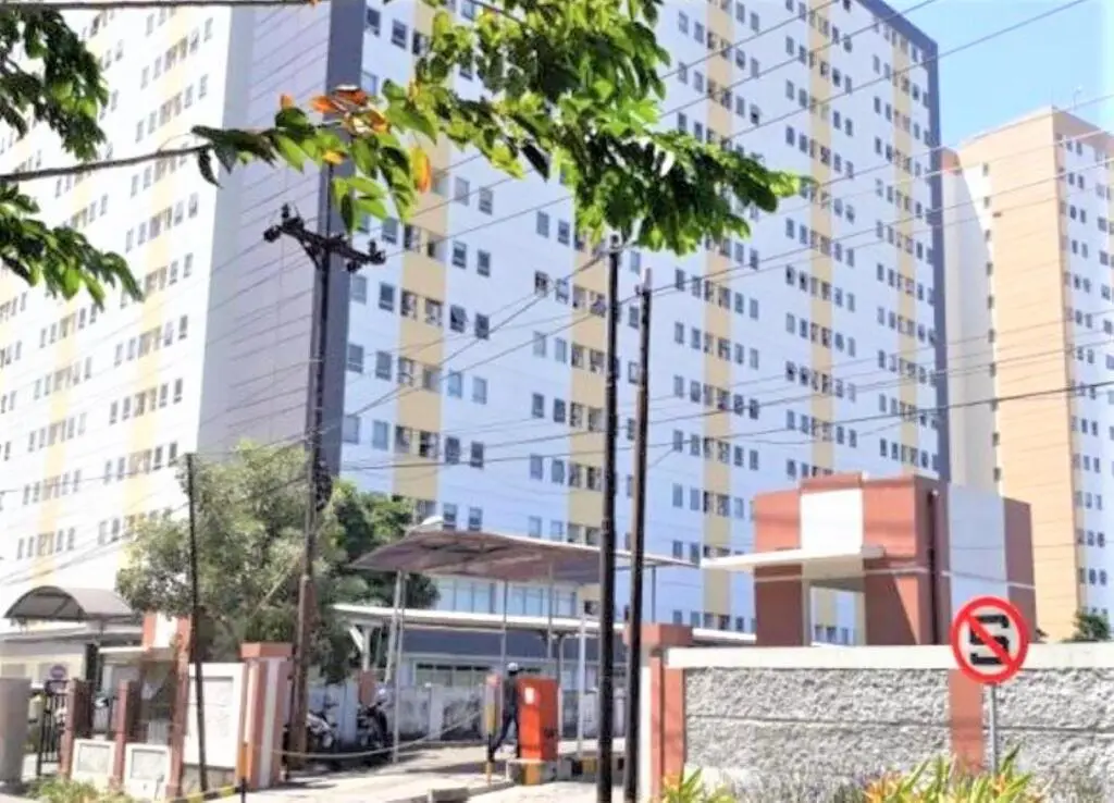 Сурабая: Apartement Puncak Permai Tower A by Nur Faizah