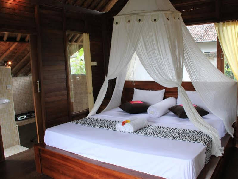 Сидемен: Tepi Sungai Guest House