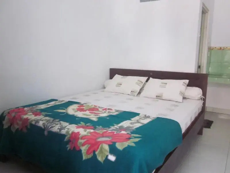 Галле: 由比斯2号旅馆(Yobhis House 2)
