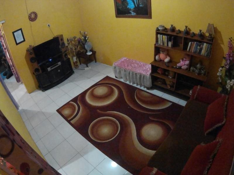 Бату: Darmo Homestay