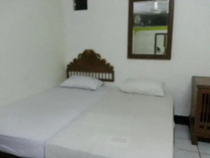 Матарам: Sendok Hotel Senggigi