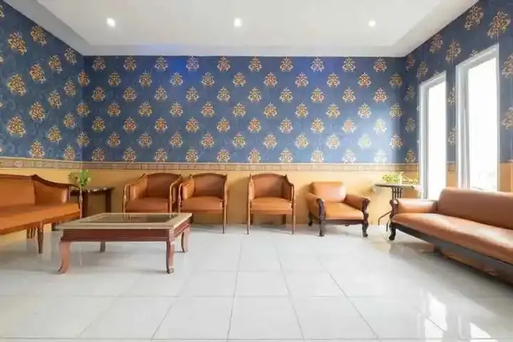 Батуретно: SPOT ON 2419 Rumah Nugraha Hotel Syariah