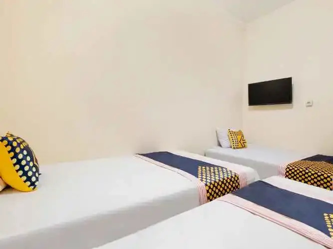 Батуретно: SPOT ON 2419 Rumah Nugraha Hotel Syariah