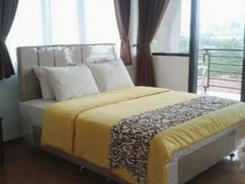 Лембанг: The Kynon Villa