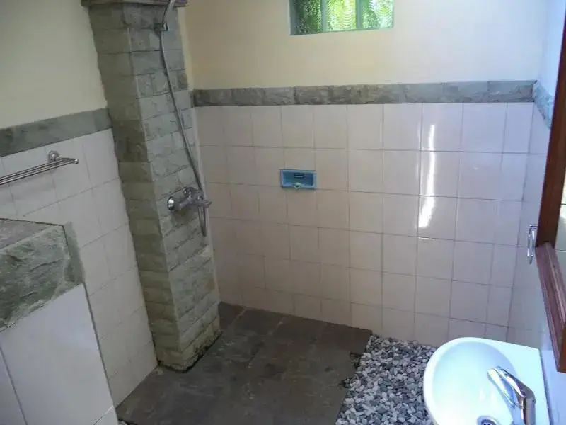 Бунутан: Nyoman Abing Bungalow