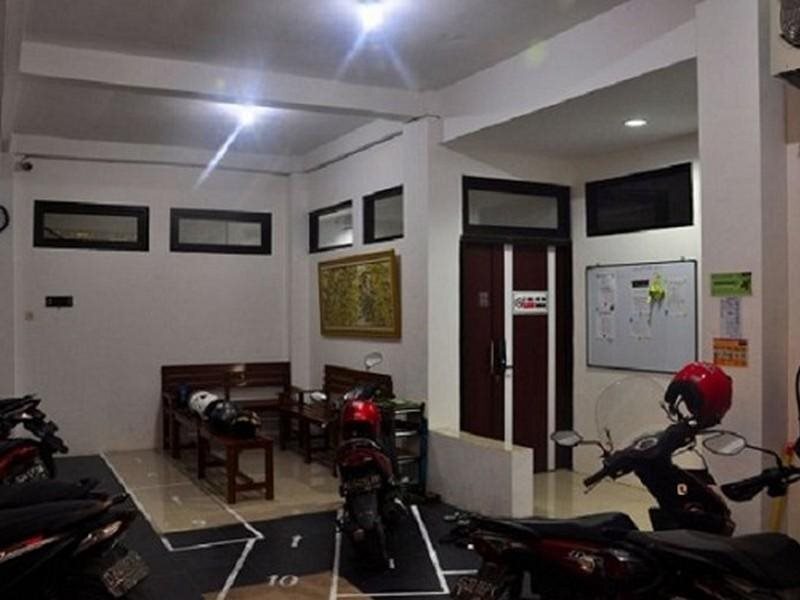 Сурабая: Nisahome Syariah Surabaya