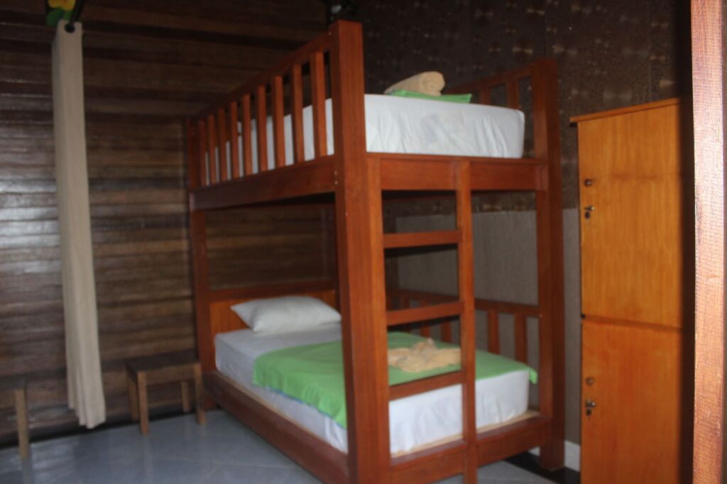 Лембонган-Айленд: Surya Homestay
