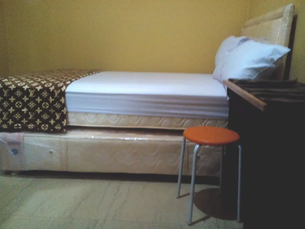 Джакарта: R Zuhause 1 Guest House