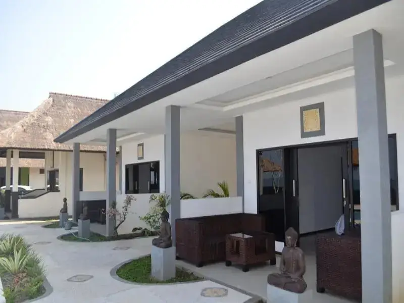Негара: Melaya Beach Resort
