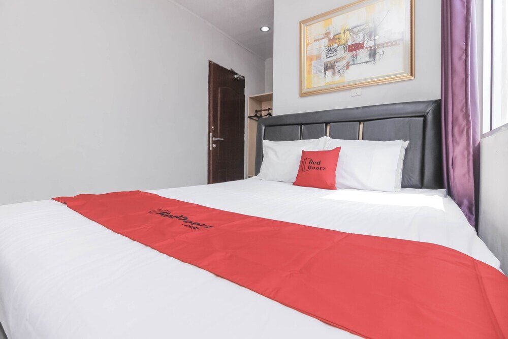 Чикаранг: Hotel Teratai Cikarang