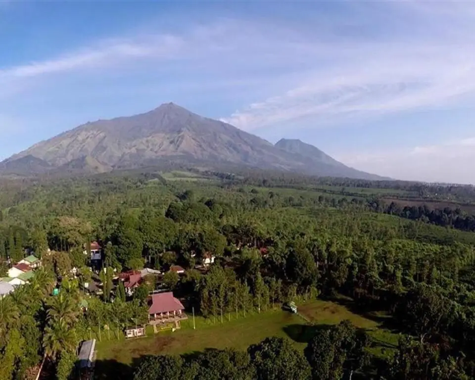 Лаванг: Rollaas Hotel and Resort