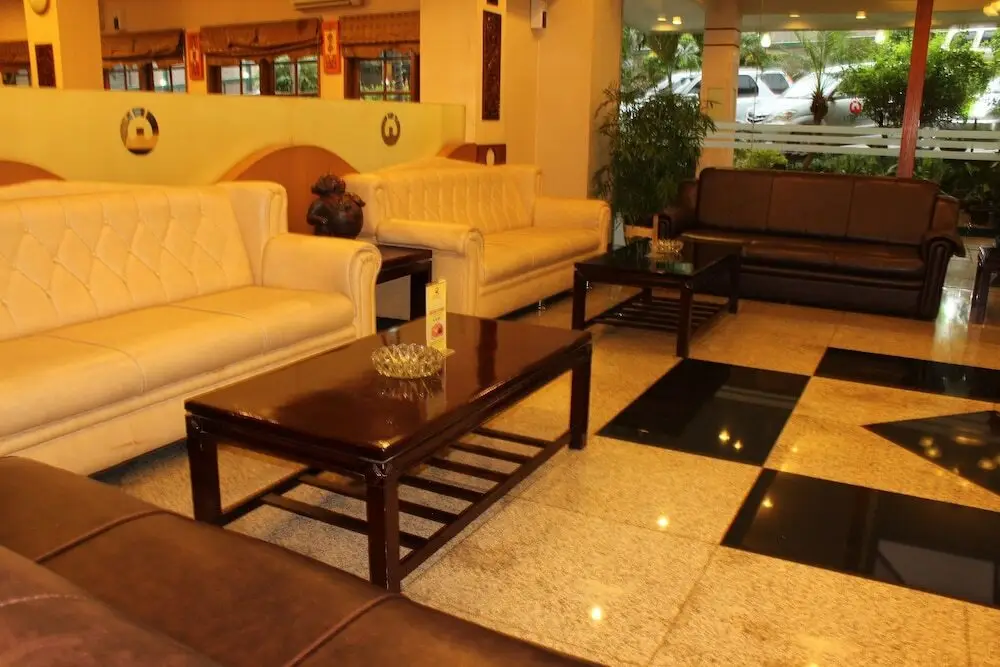 Караванг: Citra Inn Hotel