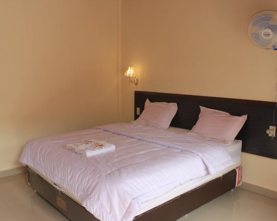 Озеро Тоба: Anju Cottage
