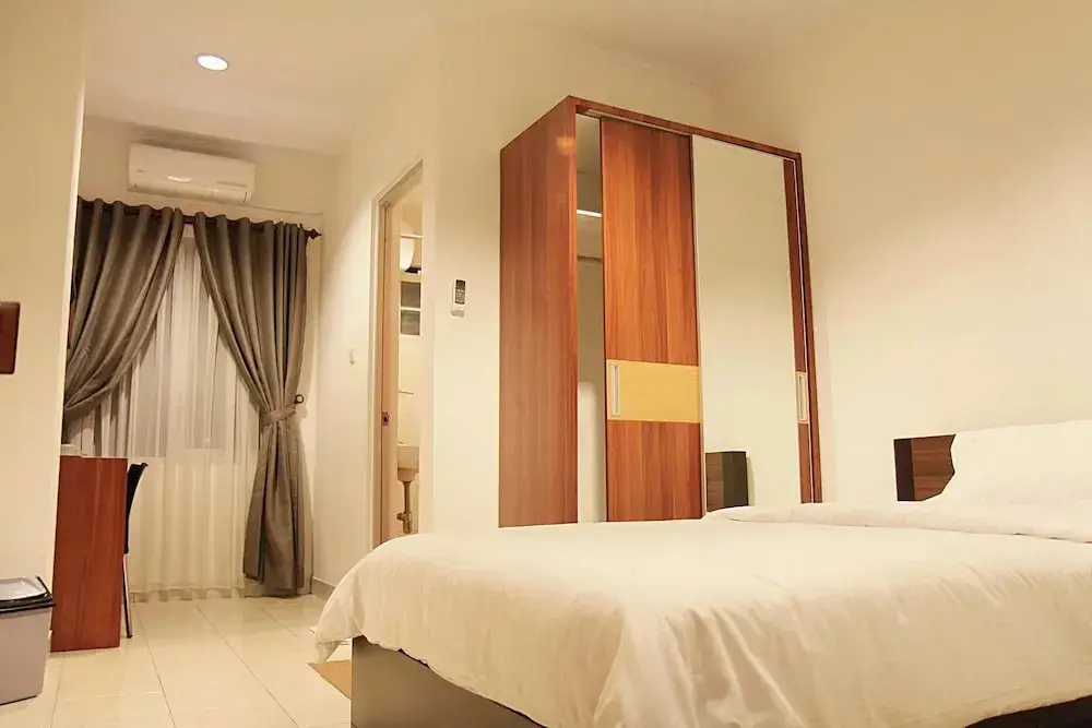 Бандунг: Lotus Bandung
