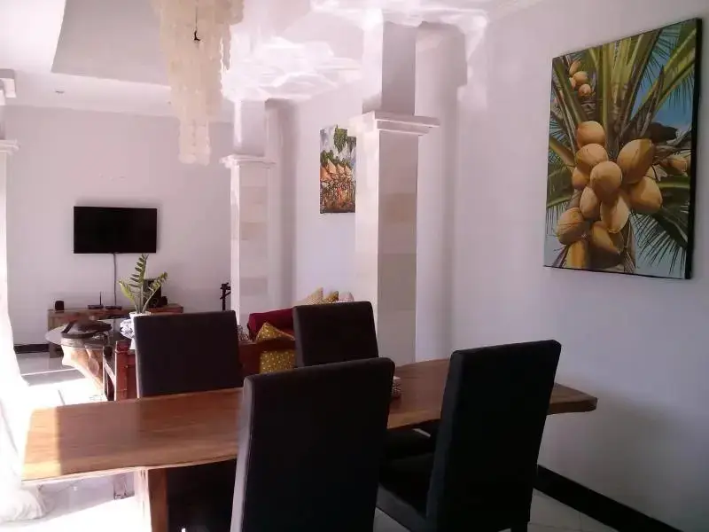 Кута: Villa Mertenadi