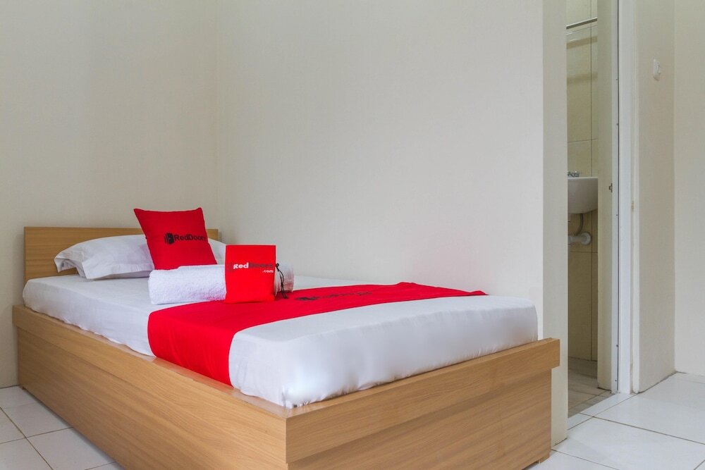 Тасикмалая: RedDoorz near Universitas Siliwangi Tasikmalaya