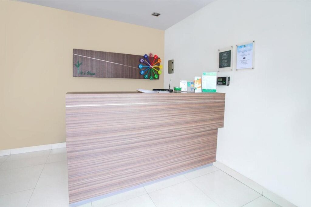 Джакарта: LeGreen Suite Gatot Subroto