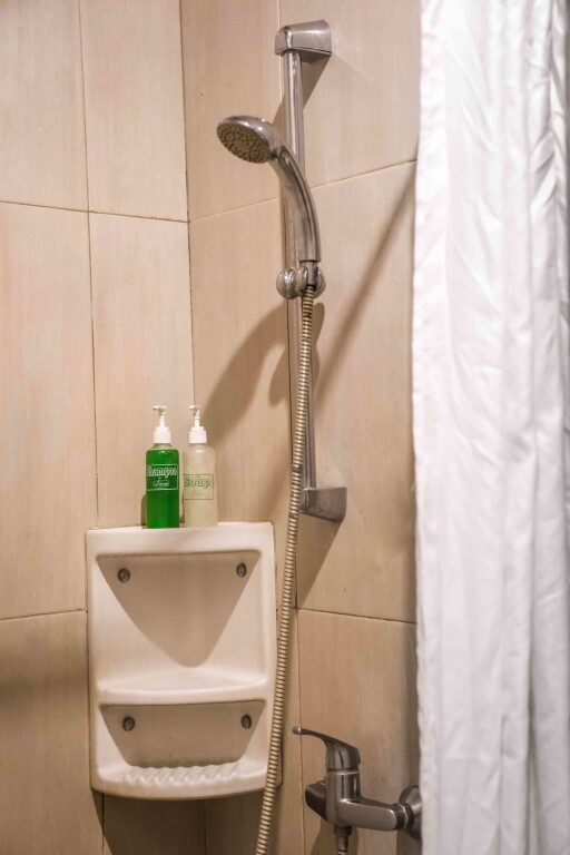 Джакарта: LeGreen Suite Gatot Subroto