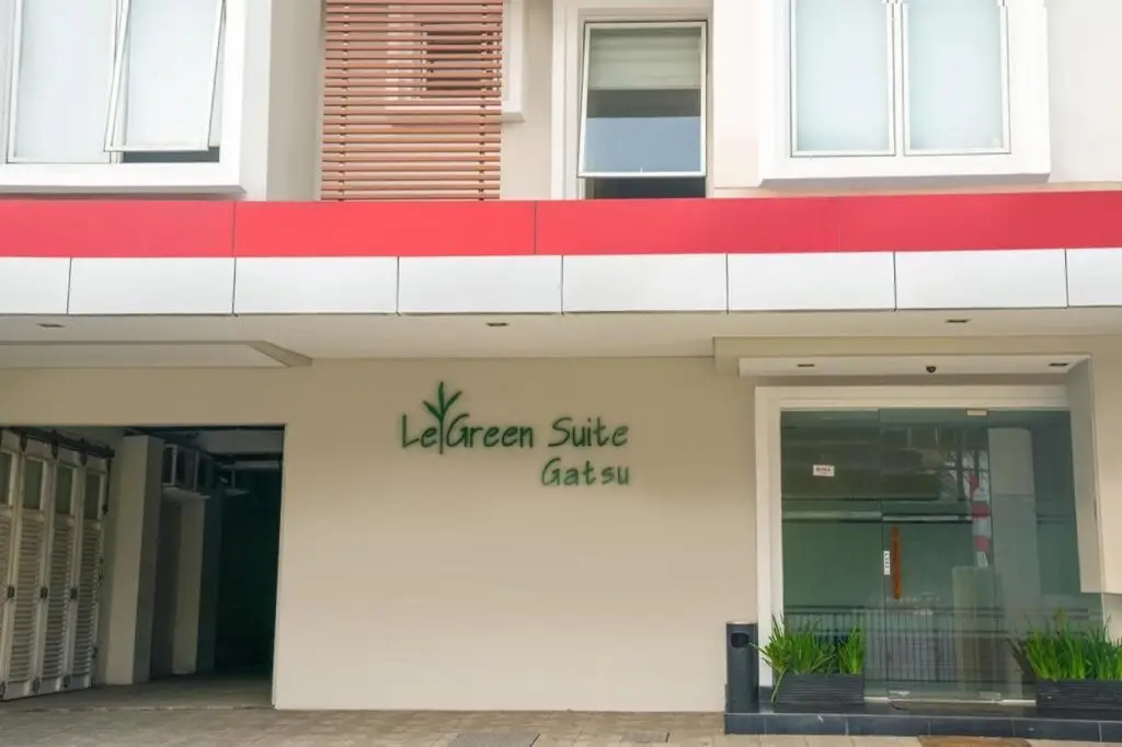 LeGreen Suite Gatot Subroto — фото 1