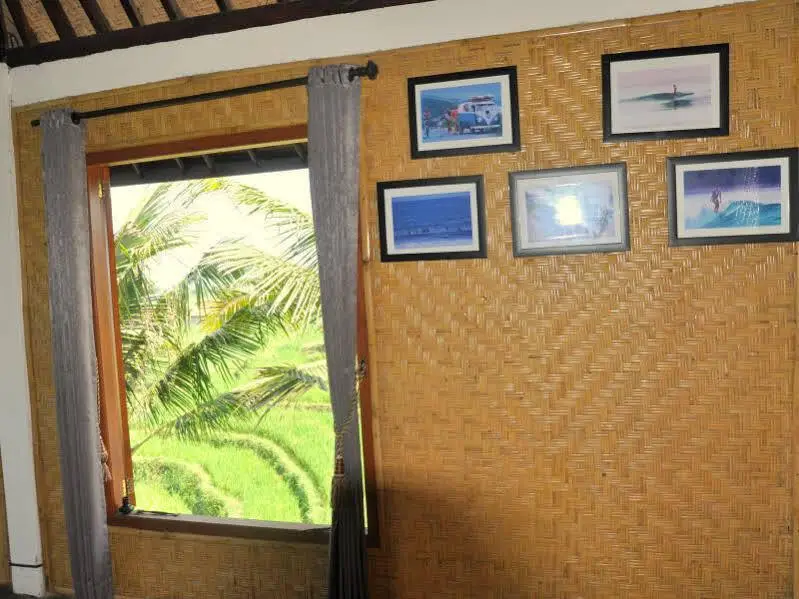 Мендойо: Dikaloha Surfcamp Bali