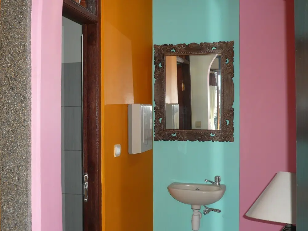 Бунутан: Cest Bon Cafe and Homestay