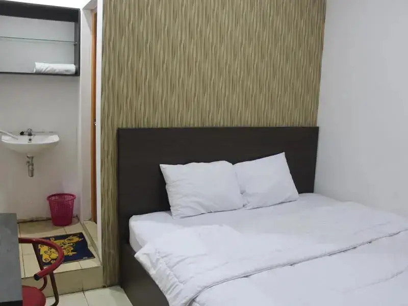 Тегал: Bugs Guesthouse