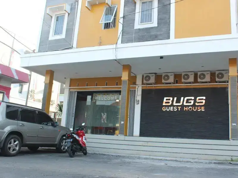 Тегал: Bugs Guesthouse