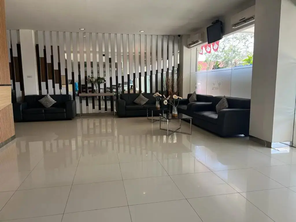 Соронг: Ayla City Hotel