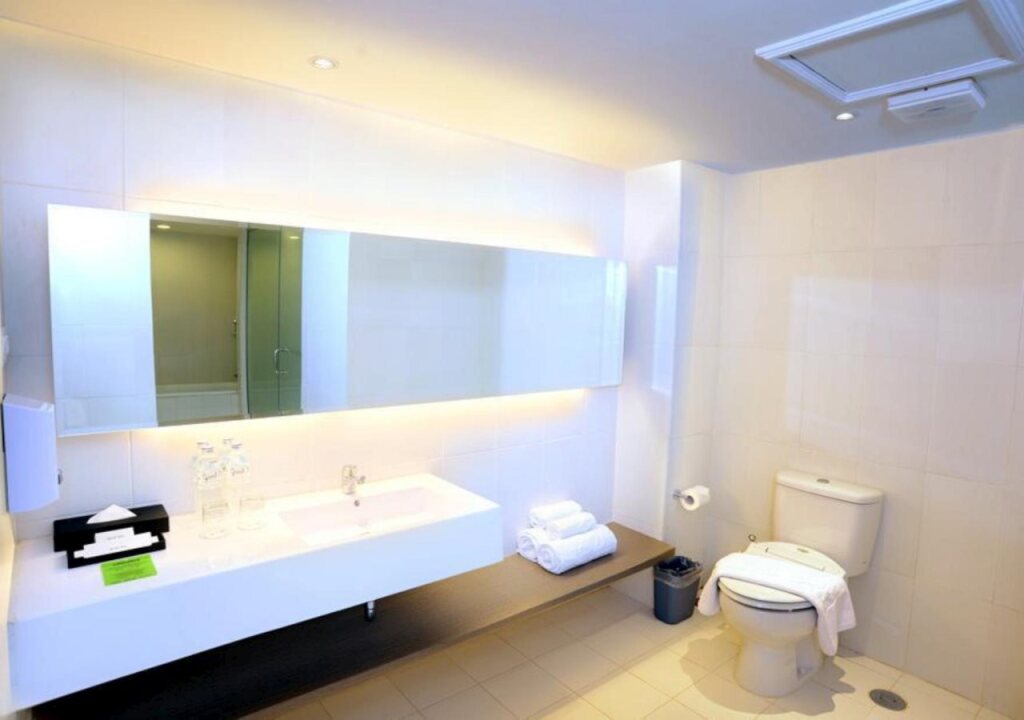 Лахат: Hotel Grand Zuri Lahat