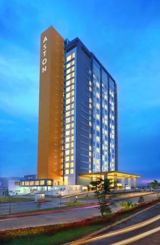 Aston Banua Hotel & Convention Center — фото 1
