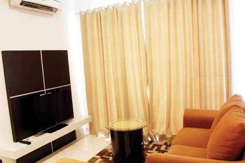 Джакарта: Maven Moi Suites