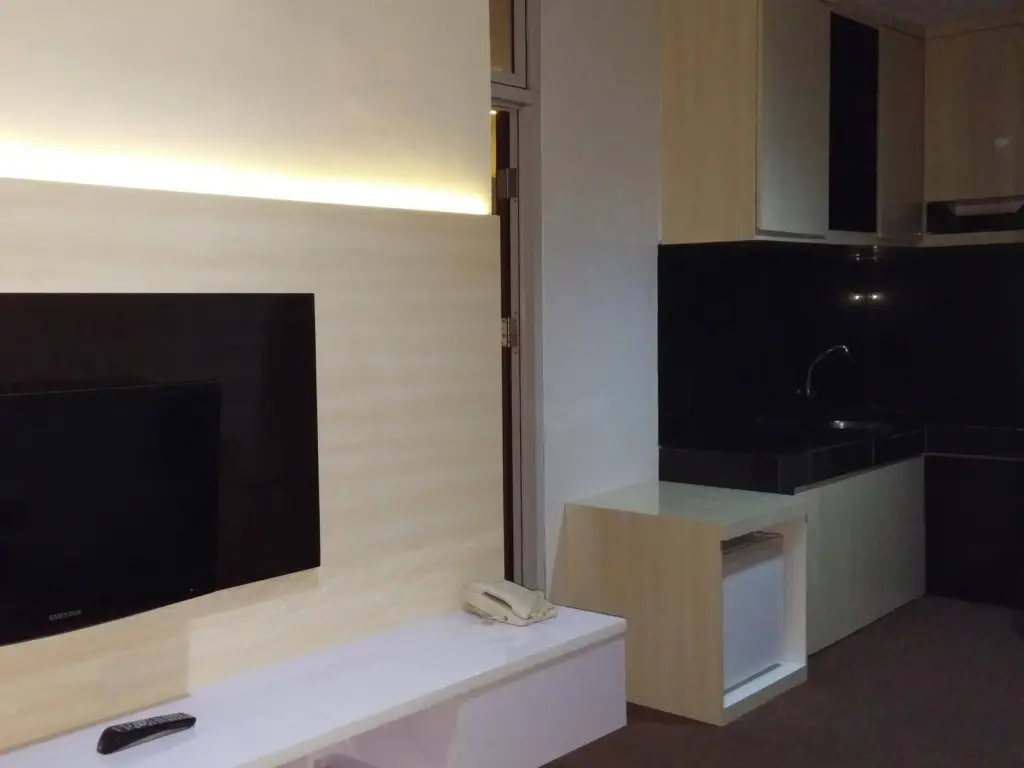 Джакарта: Golden Sky Condotel