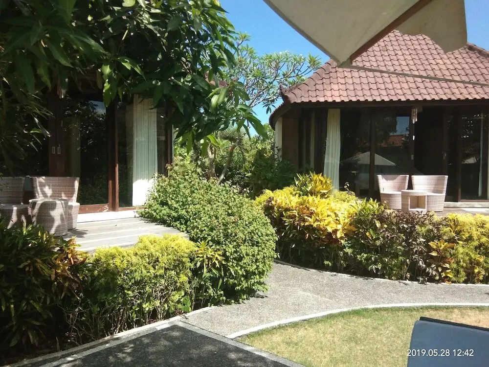 Лембонган-Айленд: Rigils Bungalows and Spa