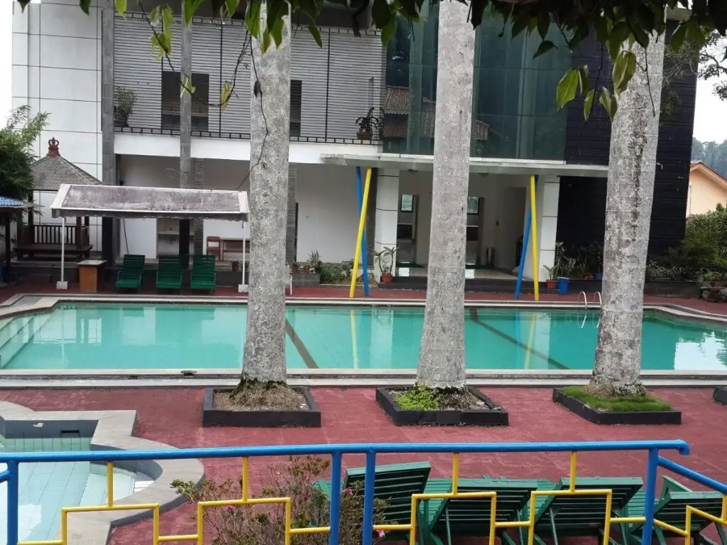 Чипанас: Hotel Surya Indah Cipanas