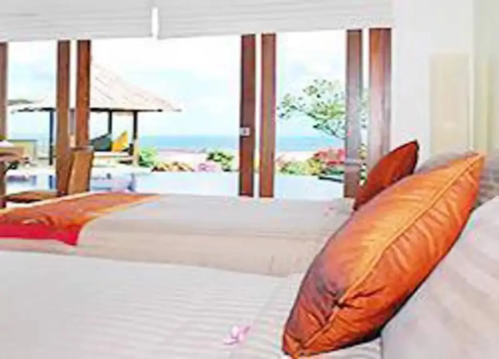 Унгасан: Ocean View Frangipani Villa and Spa