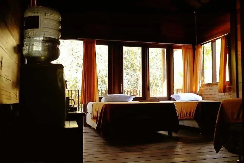 Пляж Plengkung Beach: G-Land Joyo's Camp