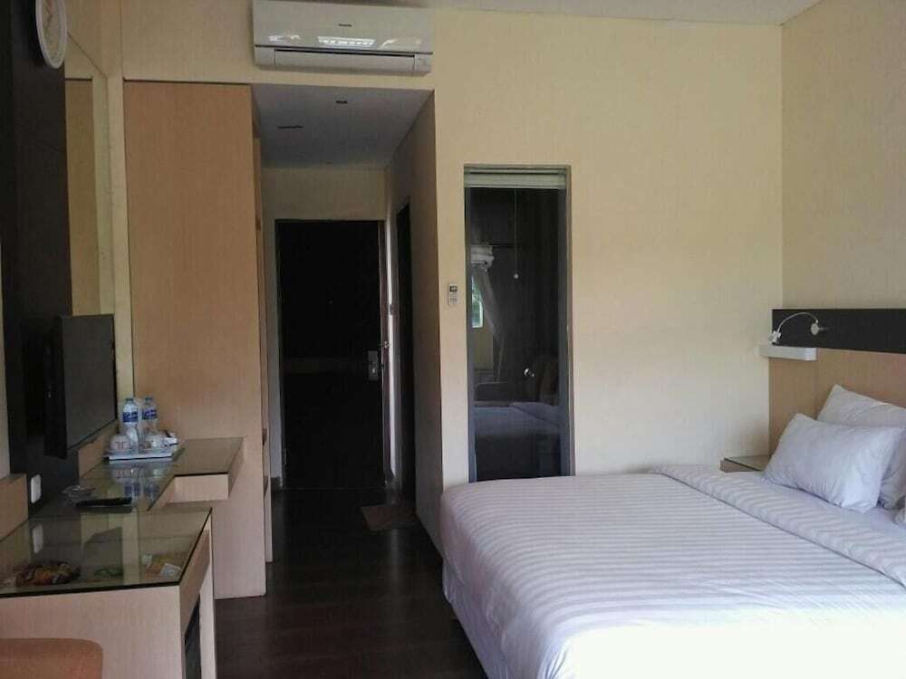 Батураден: Hotel Puriwisata Baturraden