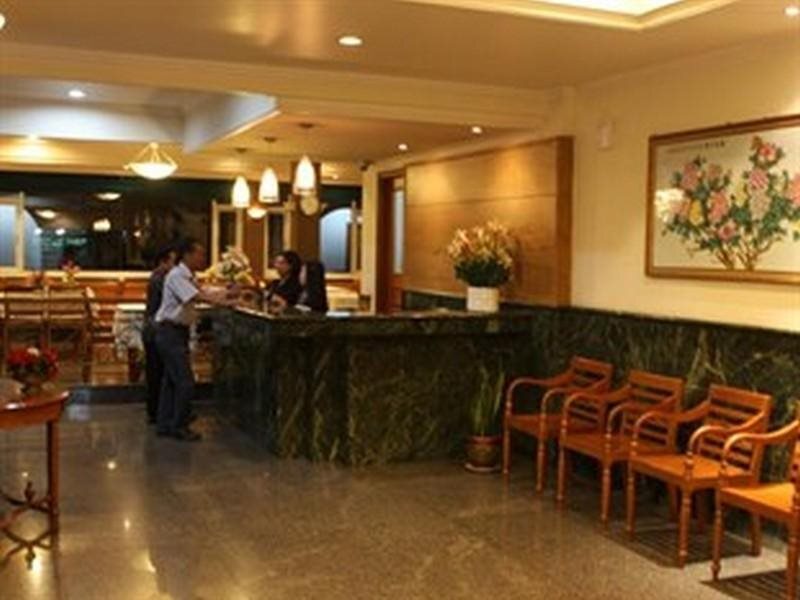Лубуклингау: Lintas Sumatra Hotel