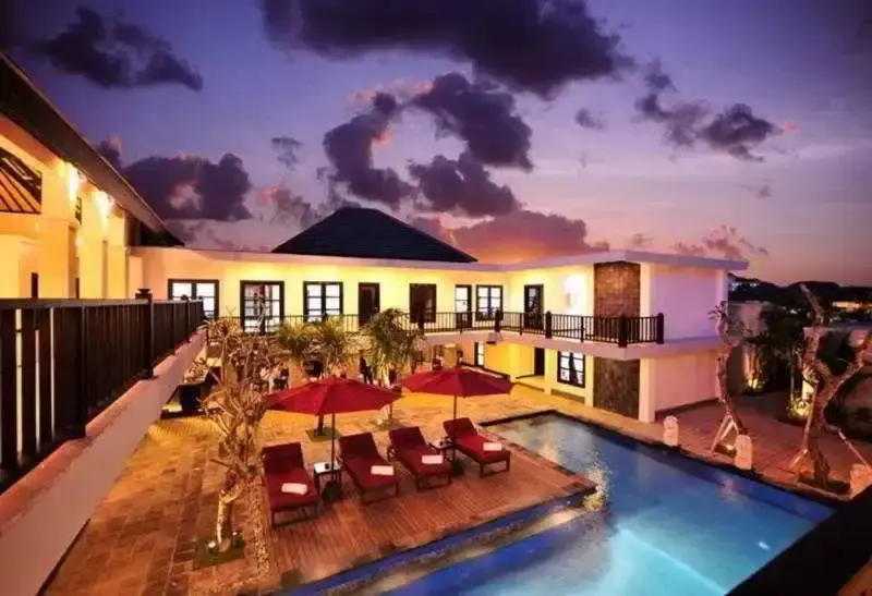 Кута: Grand Hardys Villas Hotel and Spa Seminyak